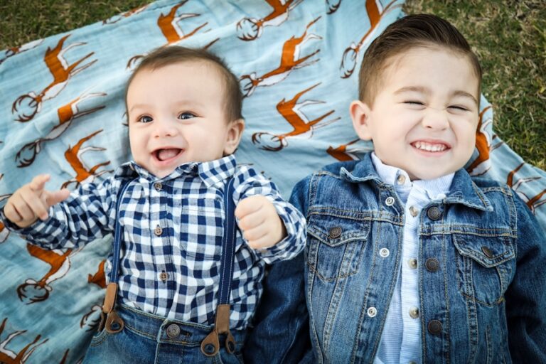 The Ultimate Guide to Finding Family Discounts for Siblings