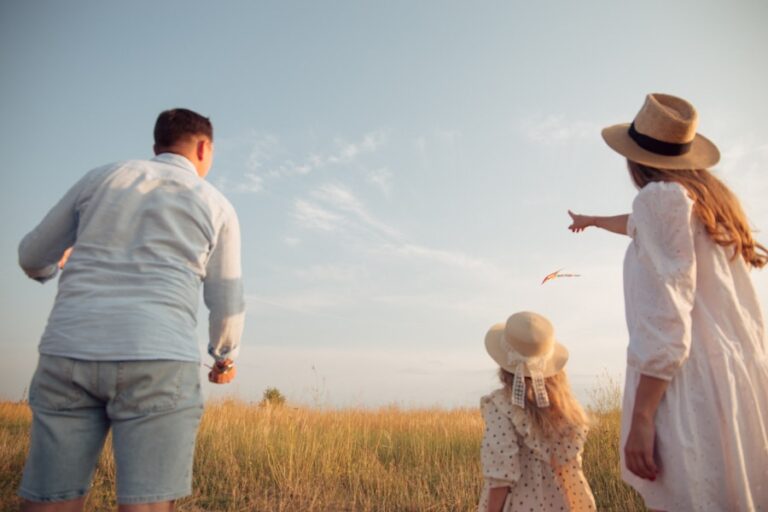 The Ins and Outs of Adding a Sibling to Your Corporate Health Insurance Plan