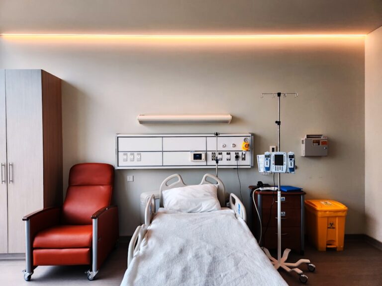 Navigating the Complex World of Allied Health Insurance: Tips and Tricks