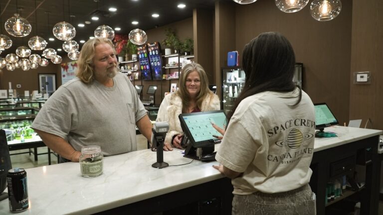 Ameriprise Financial Exposed: What Clients Love and Loathe About Their Services